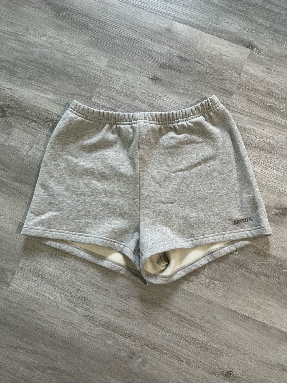 Aritzia Light Grey Sweatfleece Shorts